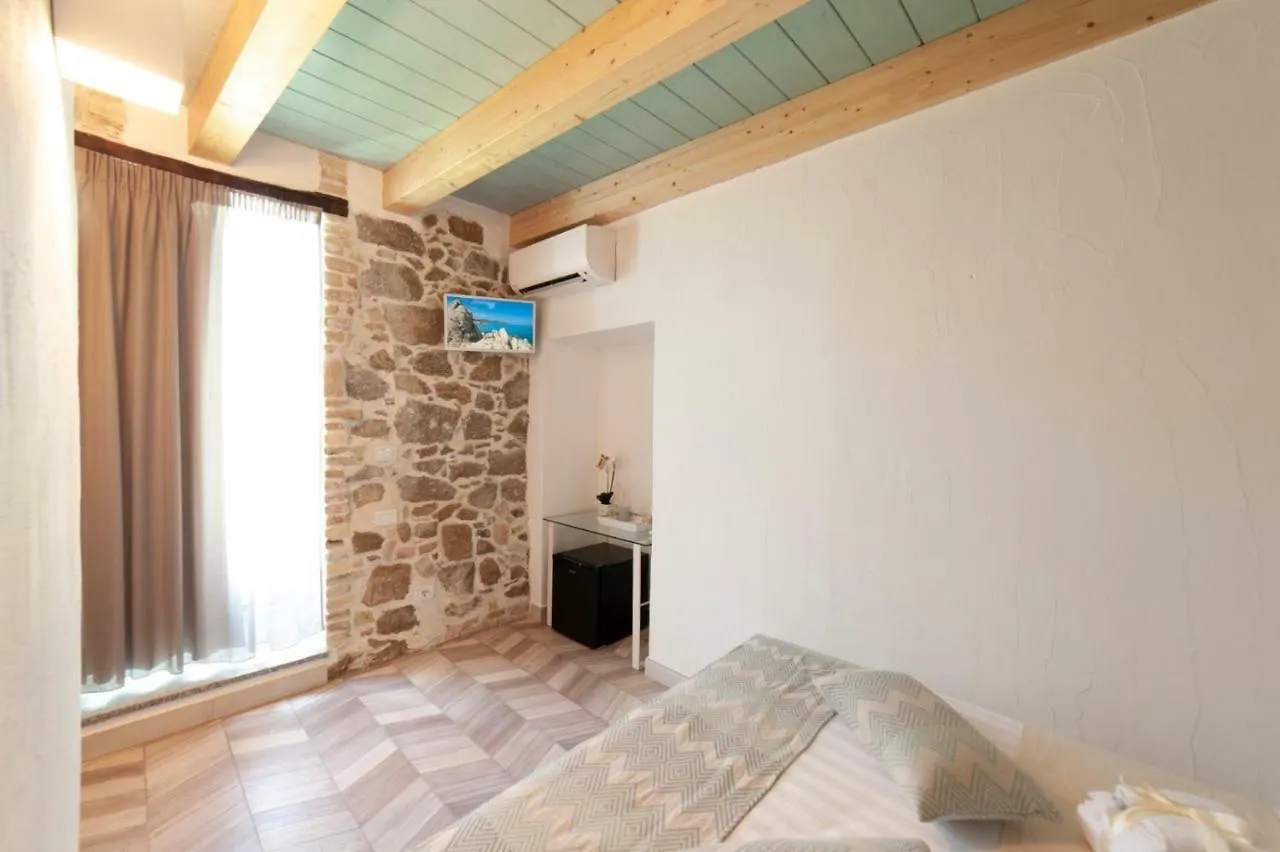 Pensjonat Perdas Rooms Villasimius Włochy